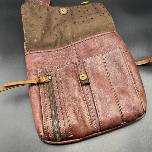 VTG Women’s FOSSIL Brown Leather Logo Messenger Cross Body Bag Purse 11"x11" - Picture 3 of 15